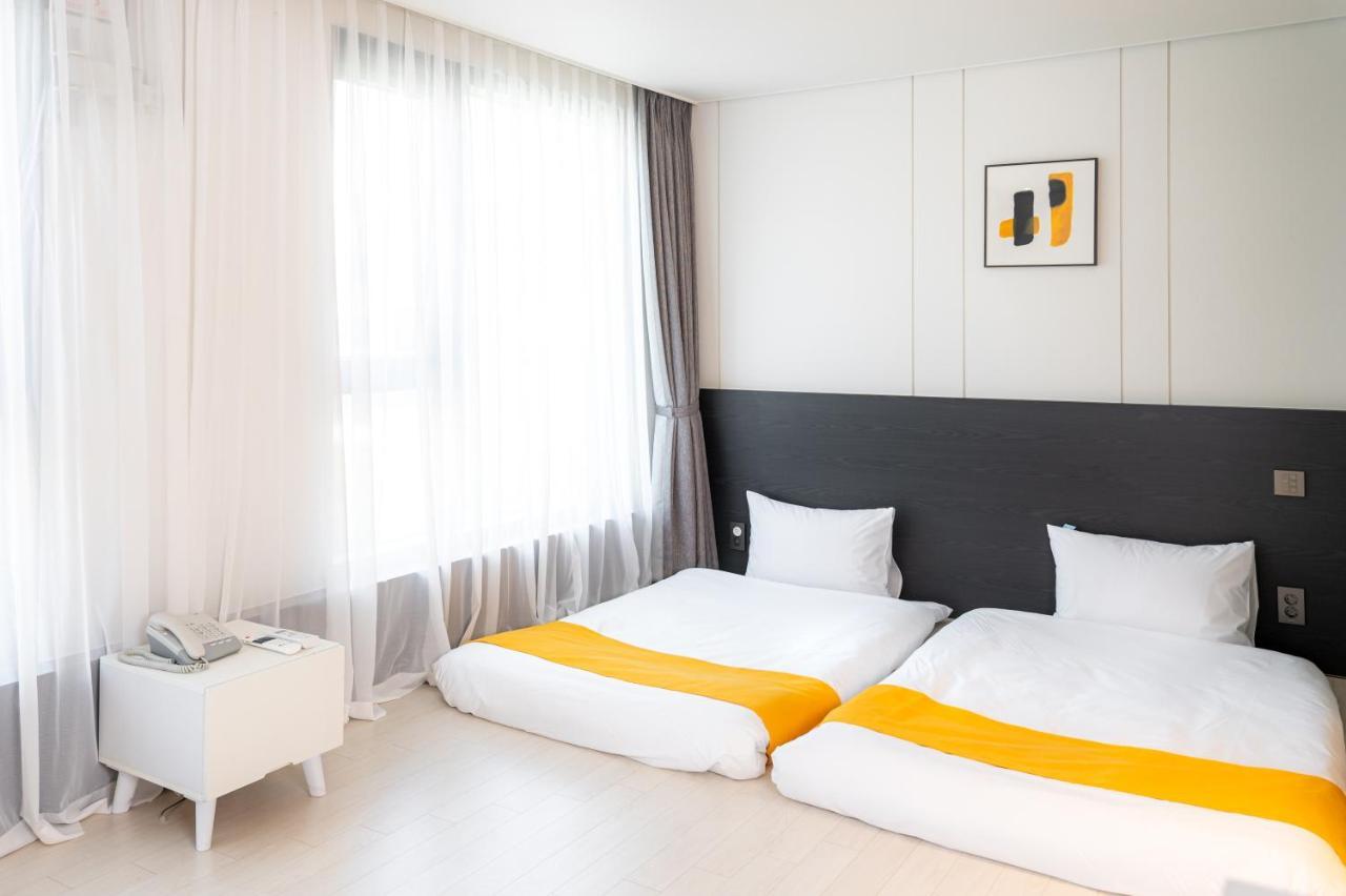 Seogwipo Hills Hotel Eksteriør bilde